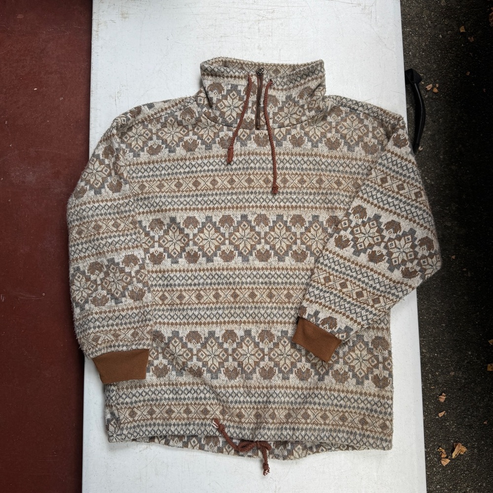 Cozy Brown Patterned Turtleneck Sweater